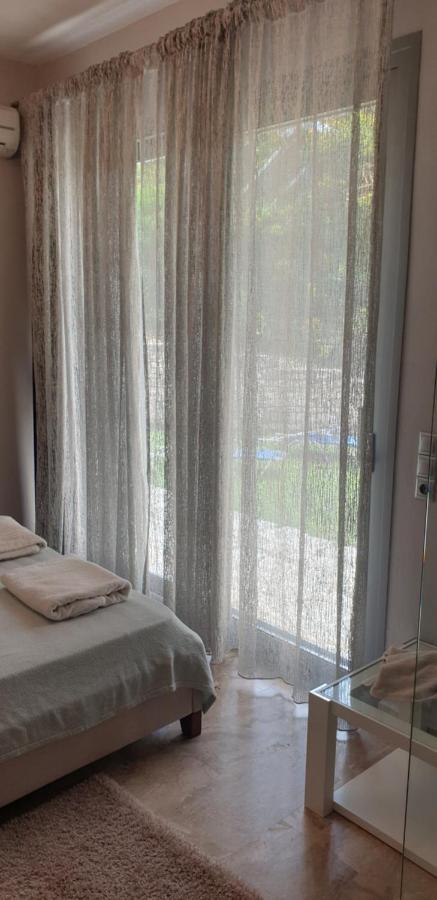 Angela Apartments Pool Gardens And Sea Views Agios Stefanos Avliotes  Esterno foto