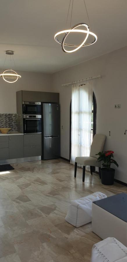 Angela Apartments Pool Gardens And Sea Views Agios Stefanos Avliotes  Esterno foto