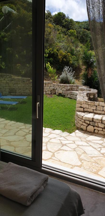 Angela Apartments Pool Gardens And Sea Views Agios Stefanos Avliotes  Esterno foto