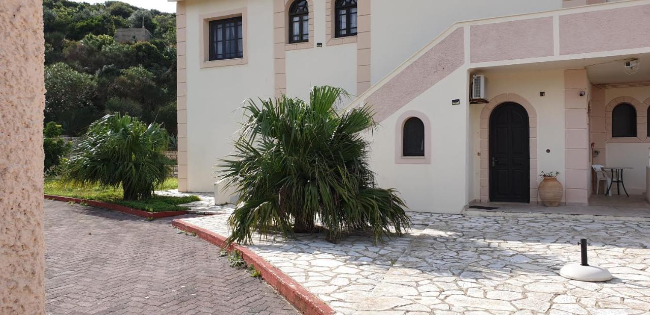 Angela Apartments Pool Gardens And Sea Views Agios Stefanos Avliotes  Esterno foto